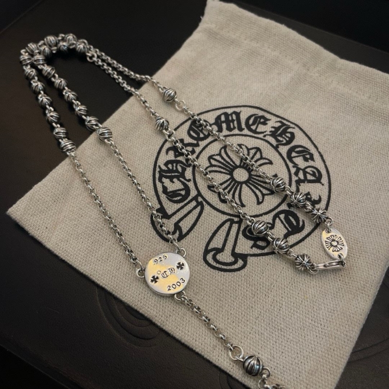 Ch*0me He**ts necklaces